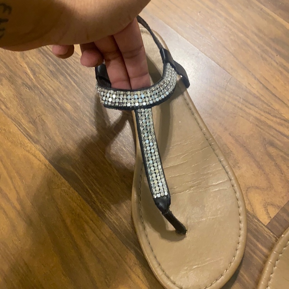 Sandals size 11